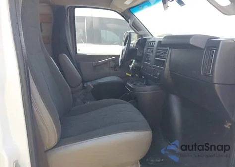 2021 GMC Savana Cargo Rwd 2500 Regular Wheelbase Work Van from USA, damaged, VIN 1GTW7AF70M1179057